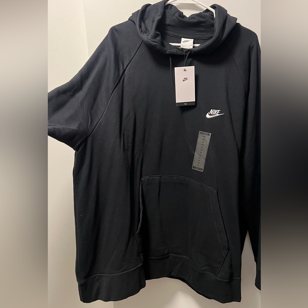 NWT Nike Women’s Plus 3X Black Hoodie with Classic White Nike Swoosh Logo